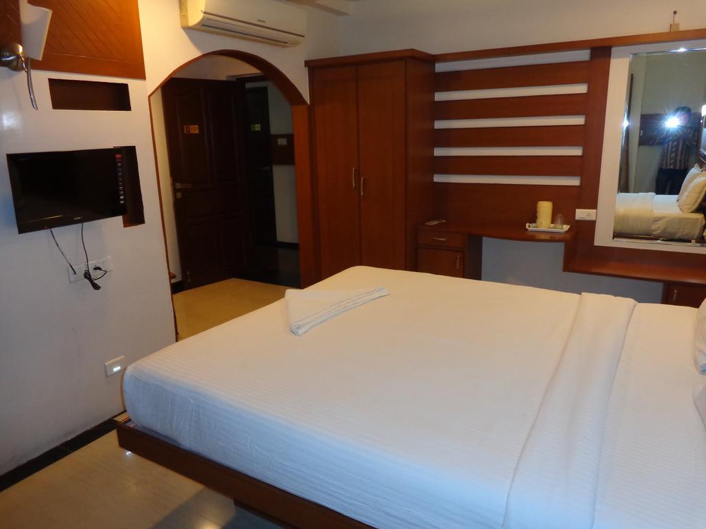 Sanu International Hotel Nāmakkal Kamer foto